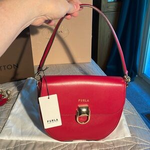 NWT Furla Two-Way Leather Shoukder and Crossbody Bag